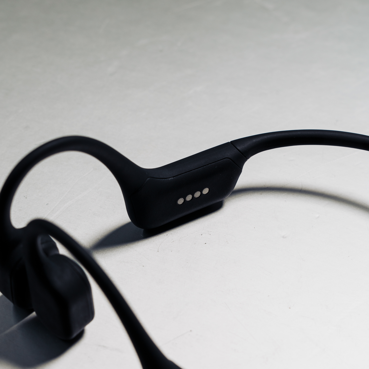 Why Bone Conduction Earphones Are Popular Among Runners and Cyclists